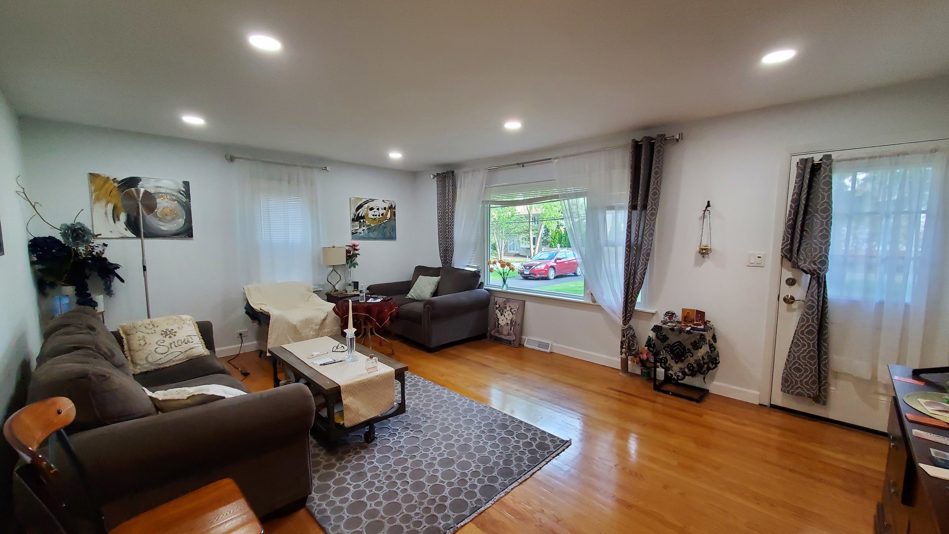 224 E 58TH Place