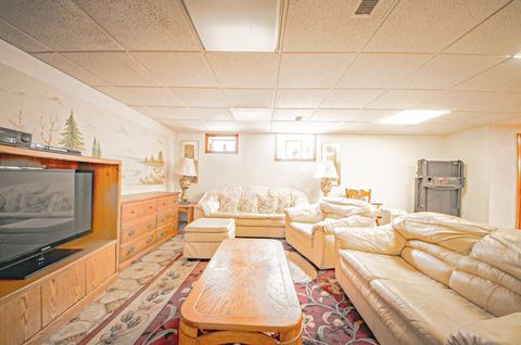 Tiny photo for 4748 N Newland Avenue, Harwood Heights, IL 60706 (MLS # 12462027)