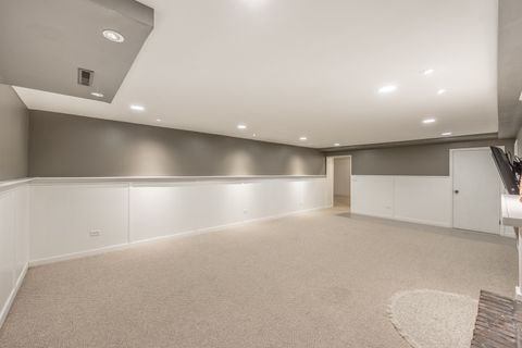 Tiny photo for 1223 Ridgeway Drive, Elgin, IL 60123 (MLS # 12486913)