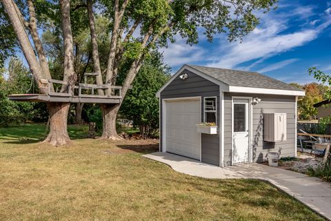 Tiny photo for 1223 Ridgeway Drive, Elgin, IL 60123 (MLS # 12486913)