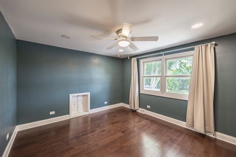 Tiny photo for 1223 Ridgeway Drive, Elgin, IL 60123 (MLS # 12486913)