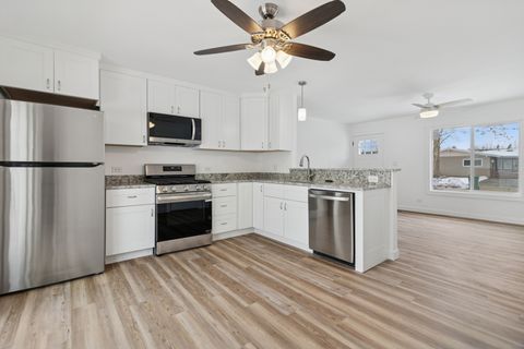 Tiny photo for 525 Everette Avenue, Romeoville, IL 60446 (MLS # 12529024)