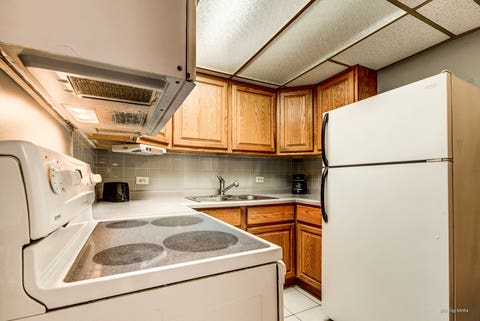 Tiny photo for 940 Holbrook Road #33B, Homewood, IL 60430 (MLS # 12591055)