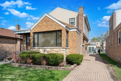 Tiny photo for 9055 S Luella Avenue, Chicago, IL 60617 (MLS # 12651737)