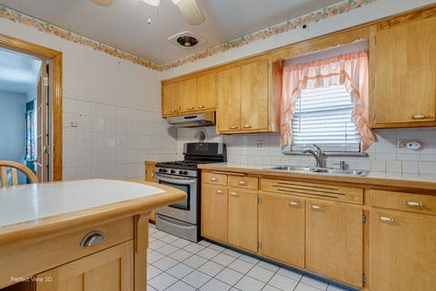 Tiny photo for 9055 S Luella Avenue, Chicago, IL 60617 (MLS # 12651737)