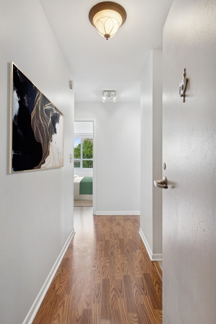 6171 N Sheridan Road 309