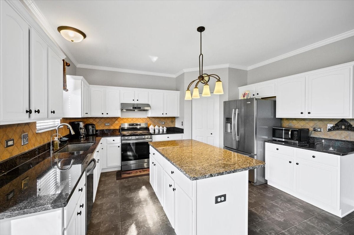 322 Zinnia Drive