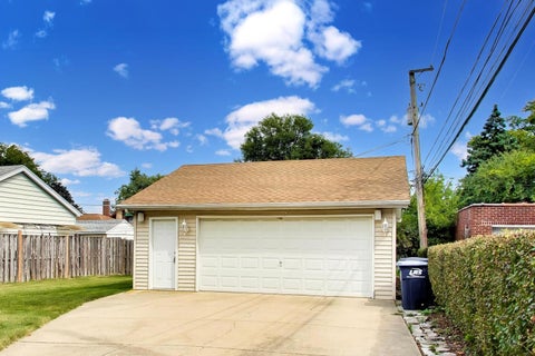 Tiny photo for 1493 Orchard Street, Des Plaines, IL 60018 (MLS # 12752667)