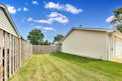 Tiny photo for 1493 Orchard Street, Des Plaines, IL 60018 (MLS # 12752667)