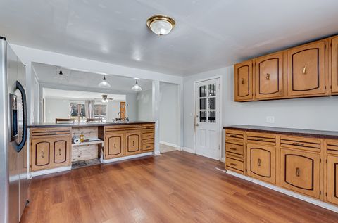 Tiny photo for 18040 Springfield Avenue, Homewood, IL 60430 (MLS # 12534983)