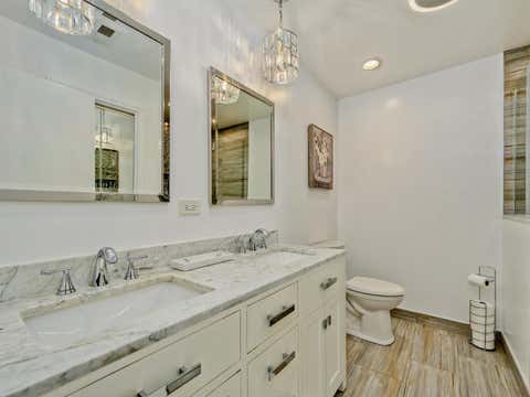 Tiny photo for 7201 N Lincoln Avenue #205, Lincolnwood, IL 60712 (MLS # 12662220)