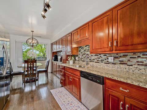Tiny photo for 7201 N Lincoln Avenue #205, Lincolnwood, IL 60712 (MLS # 12662220)
