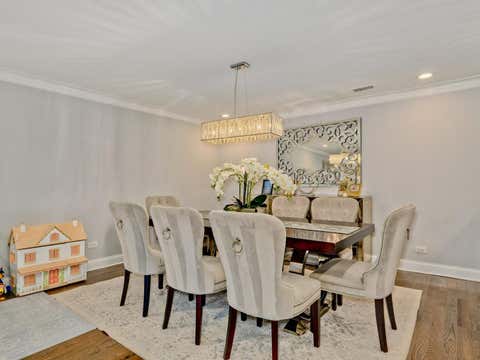 Tiny photo for 7201 N Lincoln Avenue #205, Lincolnwood, IL 60712 (MLS # 12662220)