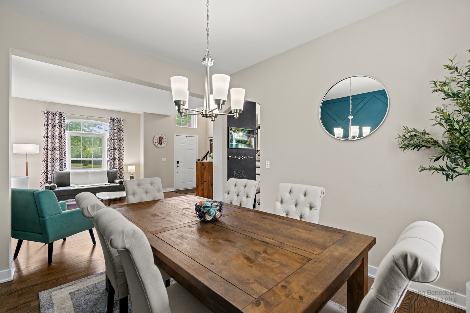601 Acorn Court
