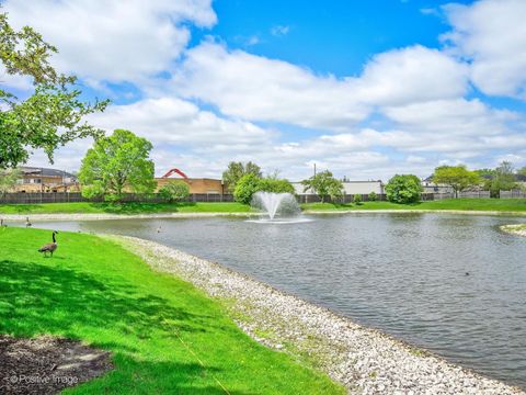 Tiny photo for 1106 E Wilson Avenue, Lombard, IL 60148 (MLS # 12606605)