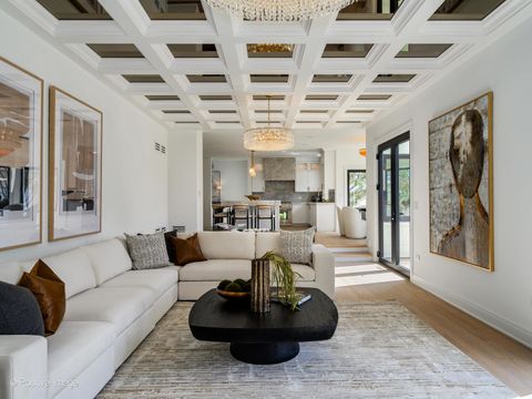 Tiny photo for 9280 Cascade Circle, Burr Ridge, IL 60527 (MLS # 12614001)