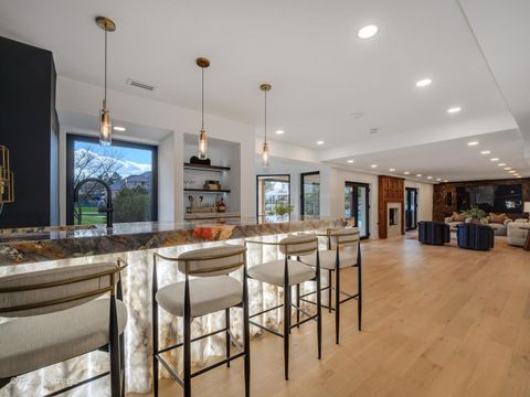 Tiny photo for 9280 Cascade Circle, Burr Ridge, IL 60527 (MLS # 12614001)