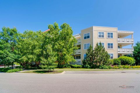 Condominium in Grayslake IL 977 Harris Road 25.jpg