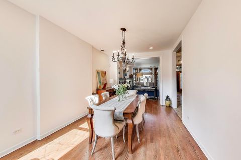 Tiny photo for 4553 S Ellis Avenue, Chicago, IL 60653 (MLS # 12351897)