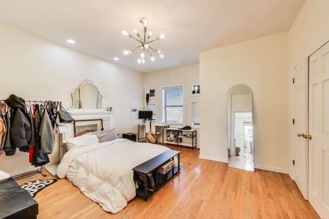 Tiny photo for 4553 S Ellis Avenue, Chicago, IL 60653 (MLS # 12351897)