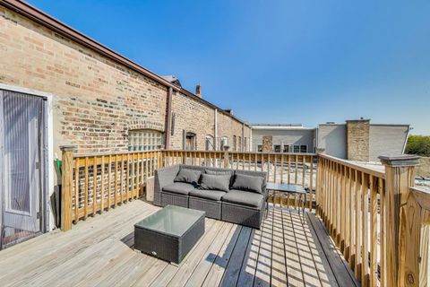 Tiny photo for 4553 S Ellis Avenue, Chicago, IL 60653 (MLS # 12351897)