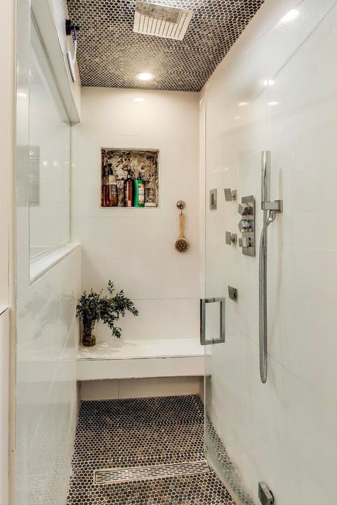 Tiny photo for 4553 S Ellis Avenue, Chicago, IL 60653 (MLS # 12351897)