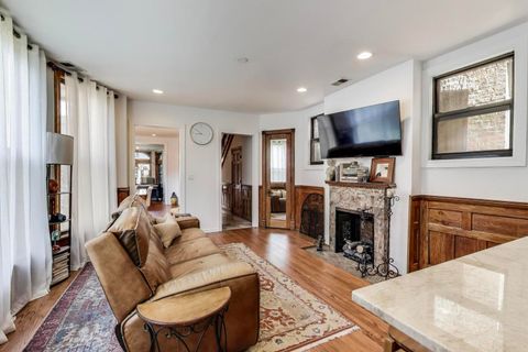Tiny photo for 4553 S Ellis Avenue, Chicago, IL 60653 (MLS # 12351897)