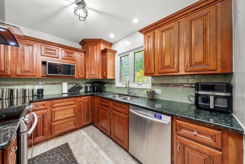 Tiny photo for 365 E Dickens Avenue, Northlake, IL 60164 (MLS # 12517423)