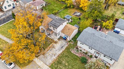 Tiny photo for 365 E Dickens Avenue, Northlake, IL 60164 (MLS # 12517423)