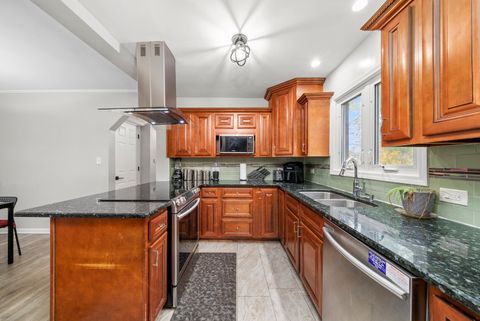 Tiny photo for 365 E Dickens Avenue, Northlake, IL 60164 (MLS # 12517423)