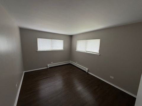 Tiny photo for 13 Scotdale Road #3, La Grange Park, IL 60526 (MLS # 12634839)