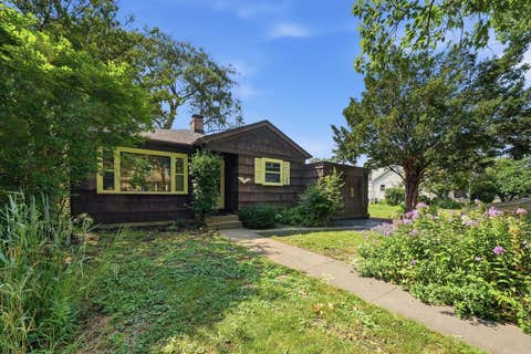 Tiny photo for 416 S Fairview Avenue, Elmhurst, IL 60126 (MLS # 12719493)