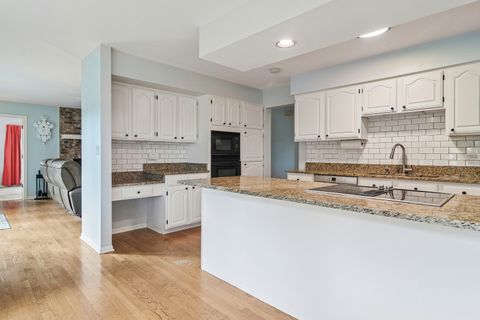 Tiny photo for 5530 Oak Grove Circle, Long Grove, IL 60047 (MLS # 12512443)