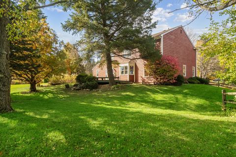 Tiny photo for 5530 Oak Grove Circle, Long Grove, IL 60047 (MLS # 12512443)