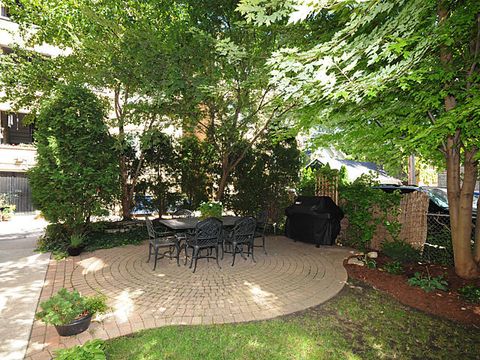 A home in EVANSTON