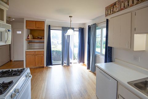 Tiny photo for 1643 Castbourne Court, Wheaton, IL 60189 (MLS # 12503790)
