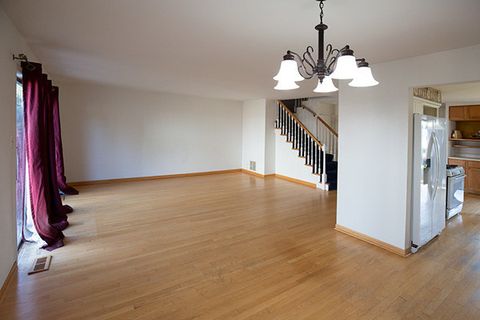 Tiny photo for 1643 Castbourne Court, Wheaton, IL 60189 (MLS # 12503790)