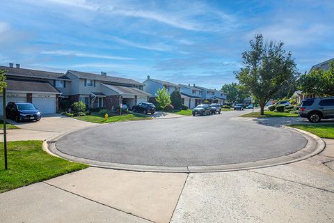 Tiny photo for 1643 Castbourne Court, Wheaton, IL 60189 (MLS # 12503790)
