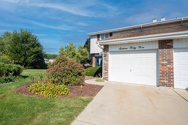 1643 Castbourne Court