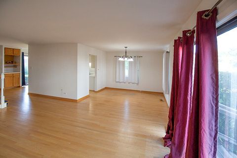 Tiny photo for 1643 Castbourne Court, Wheaton, IL 60189 (MLS # 12503790)