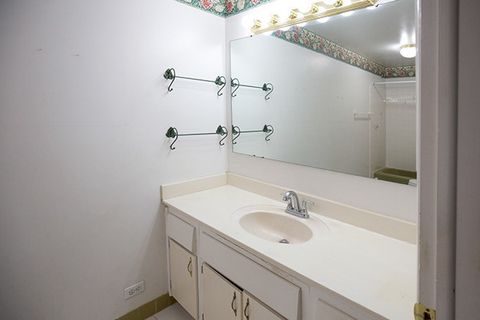 Tiny photo for 1643 Castbourne Court, Wheaton, IL 60189 (MLS # 12503790)