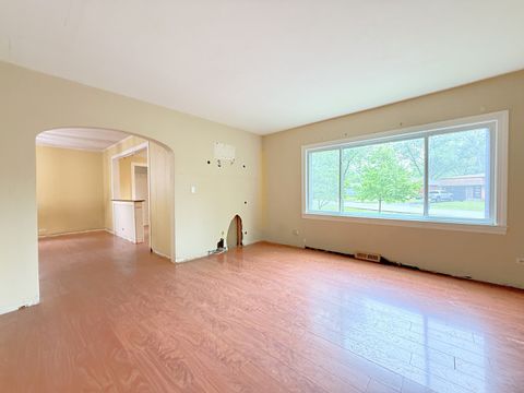 Tiny photo for 1634 Scott Boulevard, Geneva, IL 60134 (MLS # 12371883)