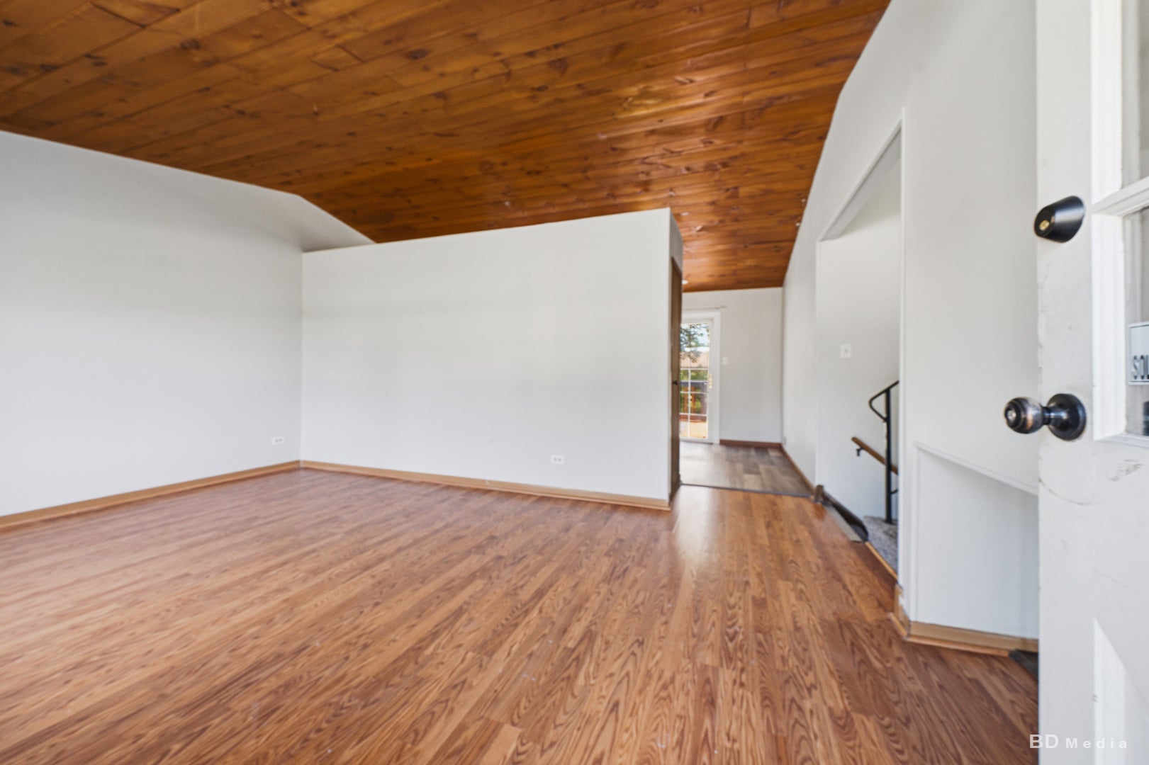 735 Bradley Avenue