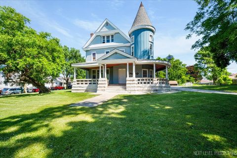 Photo of 1038 Liberty Street, Aurora, IL 60505 (MLS # 12437053)