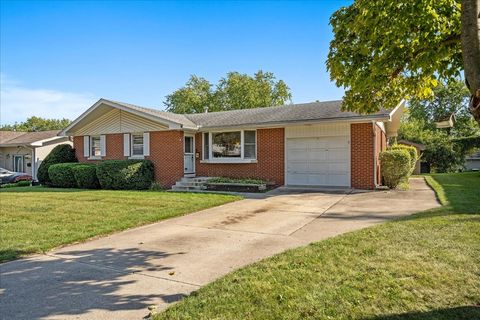 Tiny photo for 328 W State Street, North Aurora, IL 60542 (MLS # 12483405)