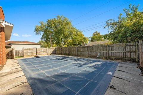 Tiny photo for 328 W State Street, North Aurora, IL 60542 (MLS # 12483405)
