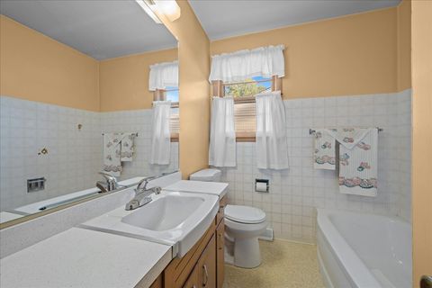 Tiny photo for 328 W State Street, North Aurora, IL 60542 (MLS # 12483405)