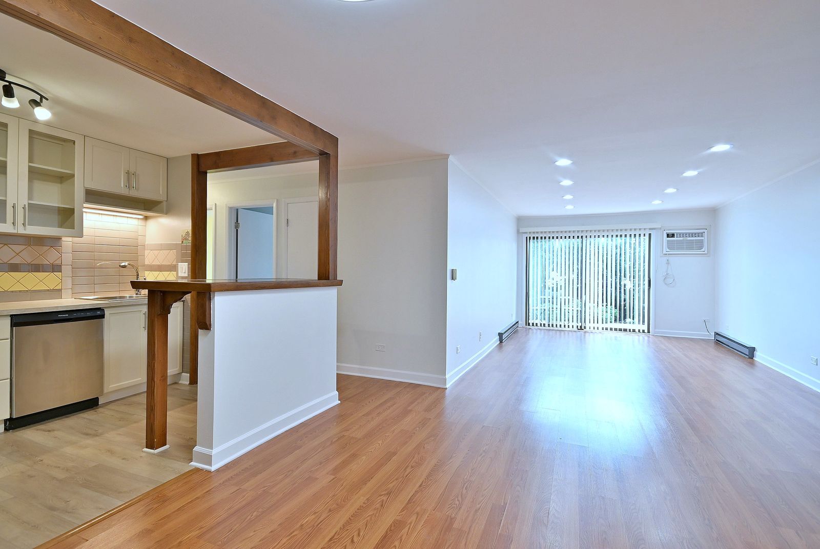 842 E Old Willow Road 107