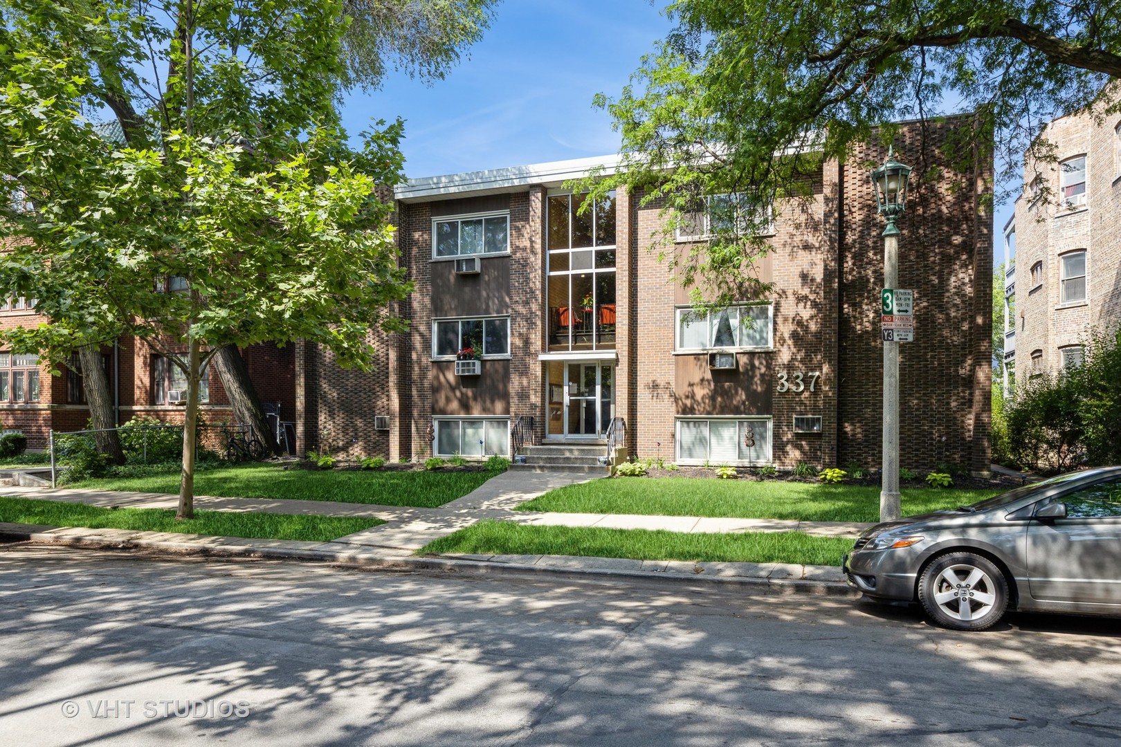 337 S Maple Avenue 11