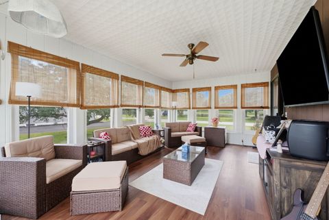 Tiny photo for 414 W 19th Avenue, Coal Valley, IL 61240 (MLS # 12698109)